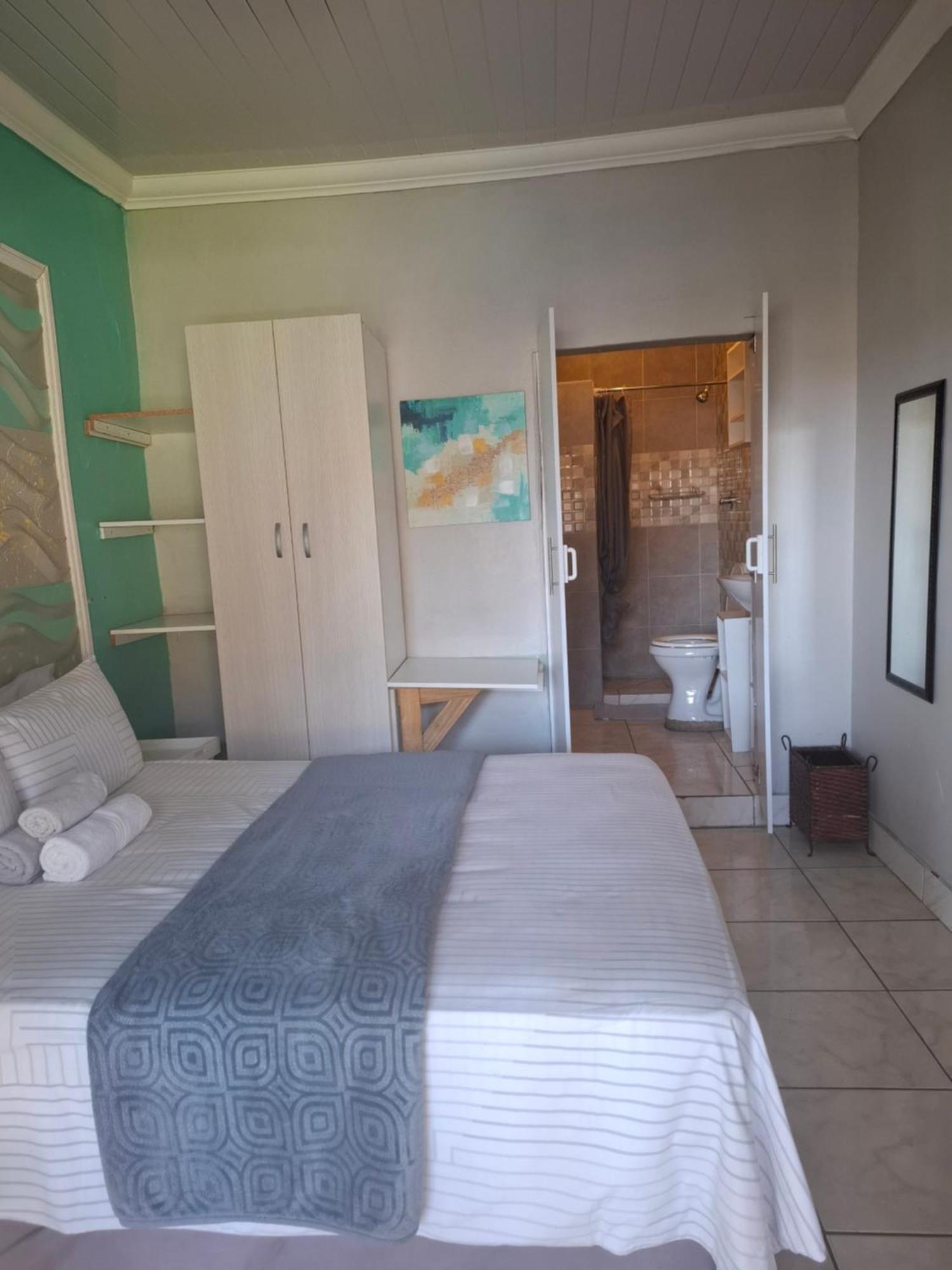 Mogwase Vicky B Bed And Breakfast חדר תמונה