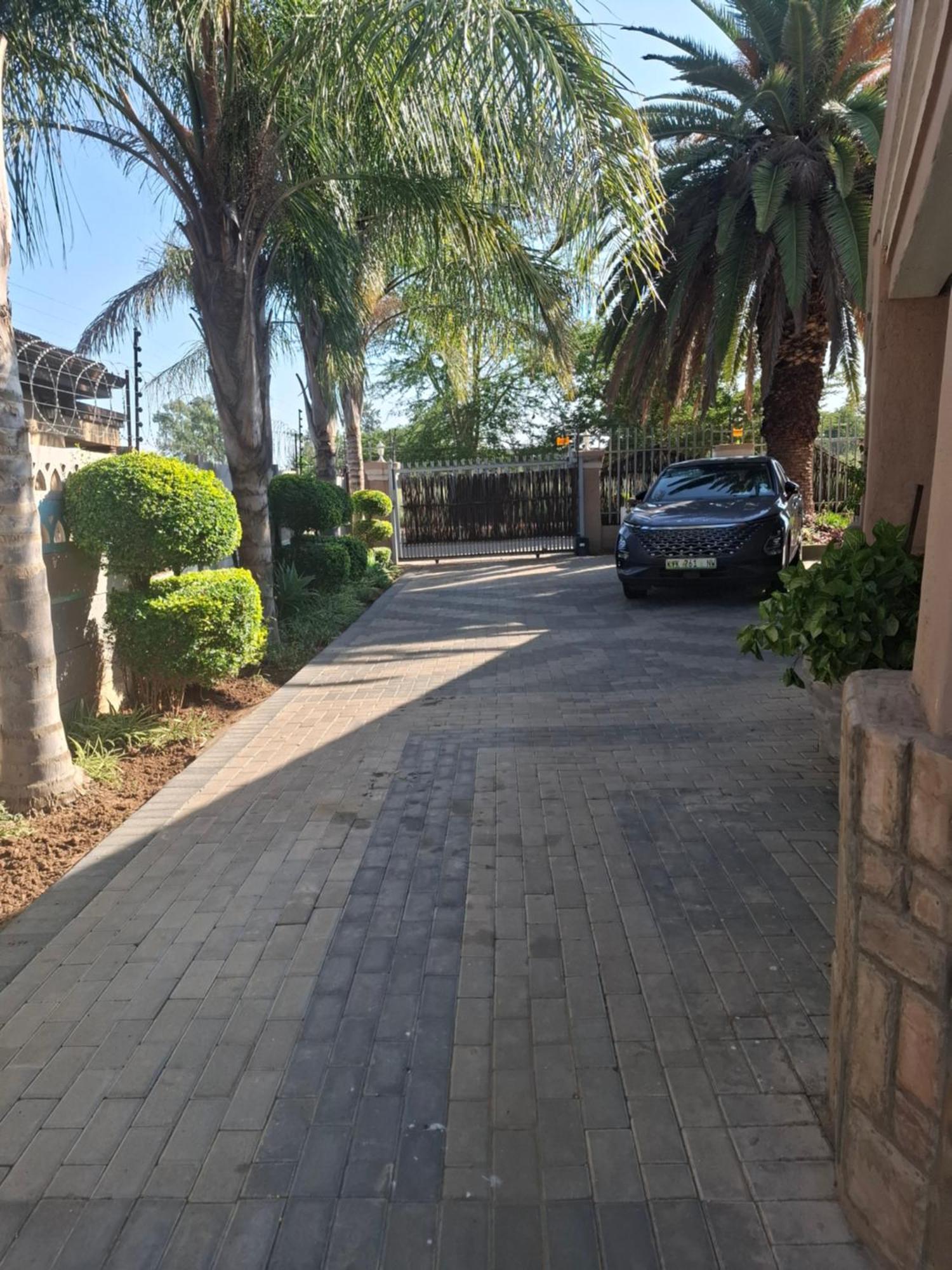 Mogwase Vicky B Bed And Breakfast מראה חיצוני תמונה