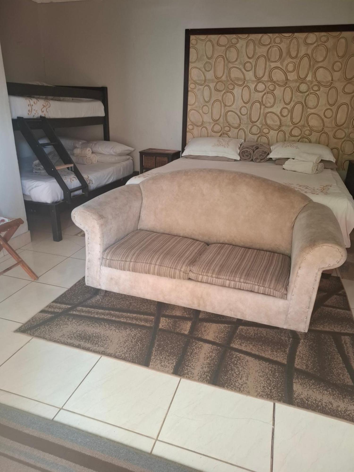 Mogwase Vicky B Bed And Breakfast מראה חיצוני תמונה
